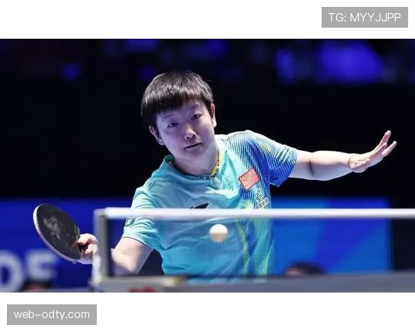 孙颖莎一天喝三杯冰美式，训练完直接睡更衣室